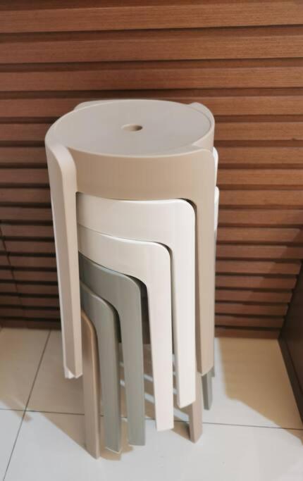 Permas 14min To Midvalley 10pax Wifi Tv Box 4broom * Johor Bahru